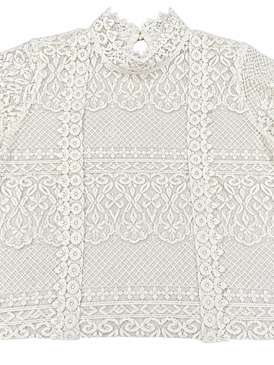 Charlotte Russe Other - Charlotte Russe White Lace Bralette with Decorative Front Button